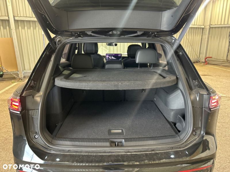 Volkswagen Tiguan 1.5 eHybrid OPF DSG R-Line - 10