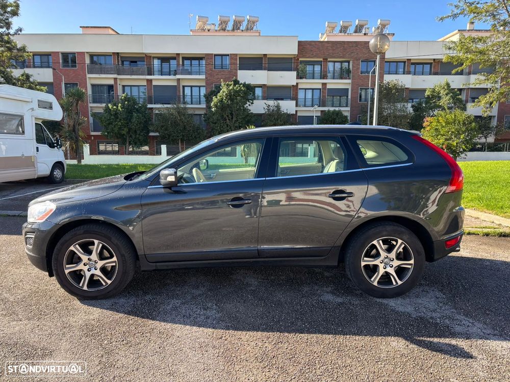 Volvo XC 60 2.0 D3 R-Design Geartronic - 15