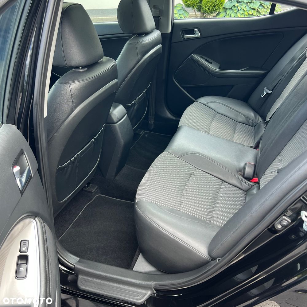 Kia Optima 1.7 CRDI Edition 7 - 26