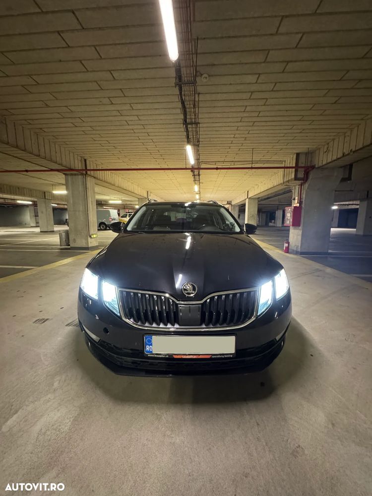 Skoda Octavia 2.0 TDI DSG Style - 2