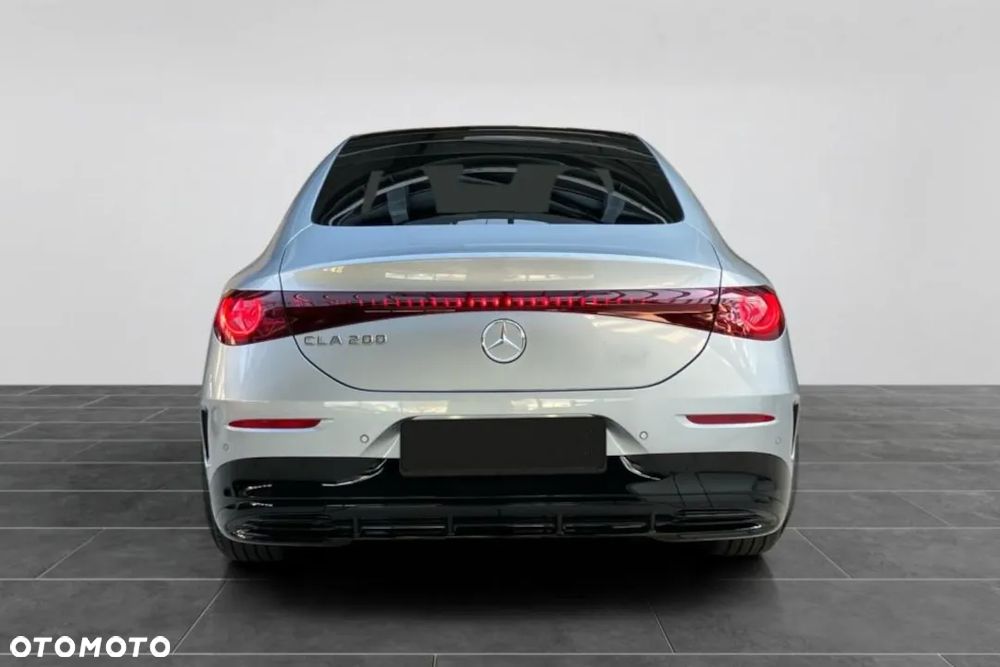 Mercedes-Benz CLA 200 mHEV 8G-DCT - 6