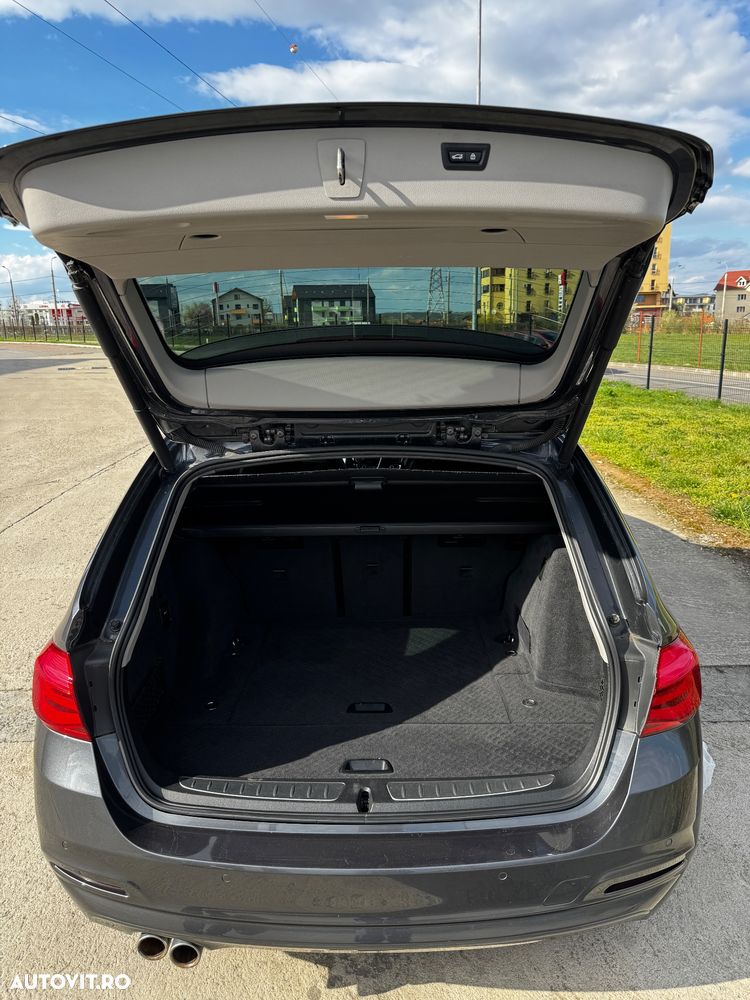 BMW Seria 3 320d Aut. Efficient Dynamics Edition - 16