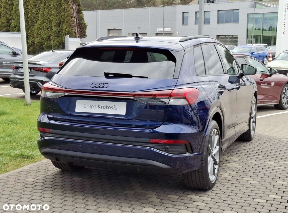 Audi Q4 e-tron - 6