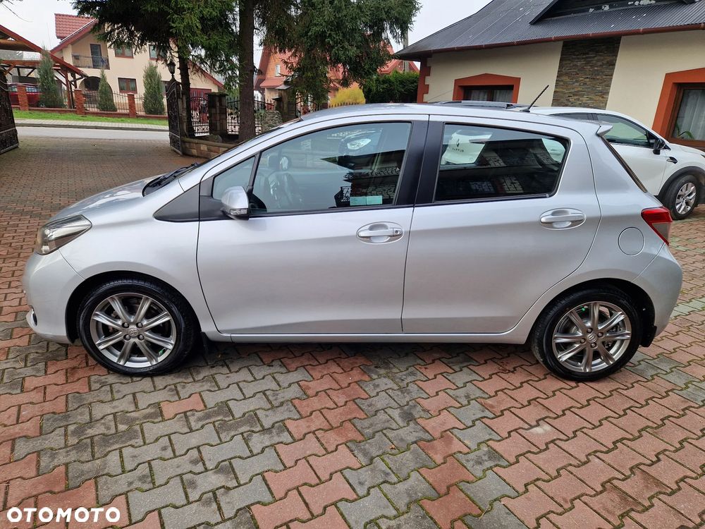 Toyota Yaris 1.33 Premium EU6 - 34