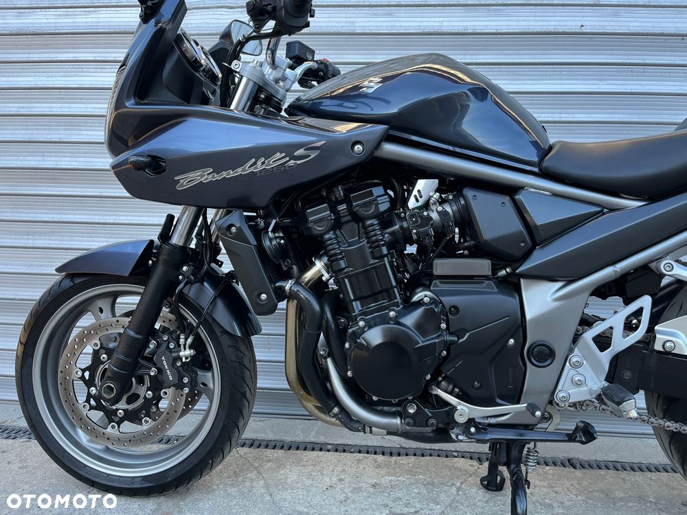 Suzuki Bandit - 36