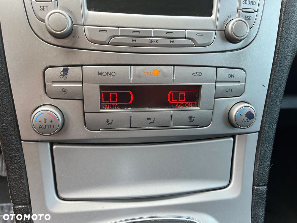 Ford Galaxy 1.8 TDCi Titanium - 26