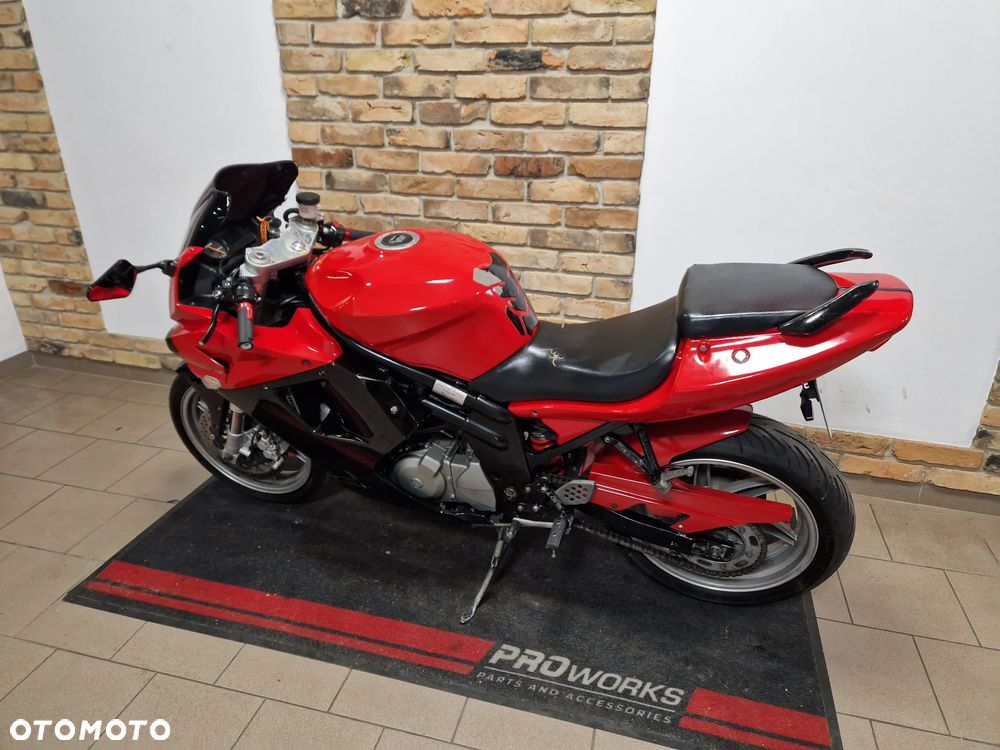 Hyosung GT - 13