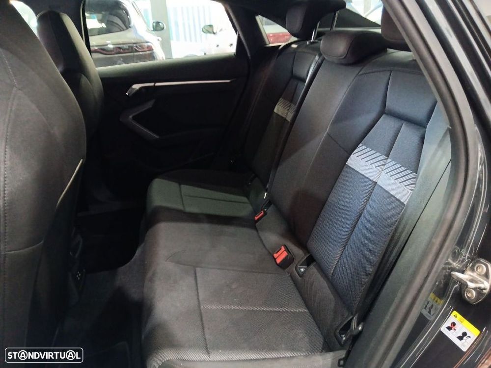 Audi A3 Limousine 30 TFSI Advanced S tronic - 31