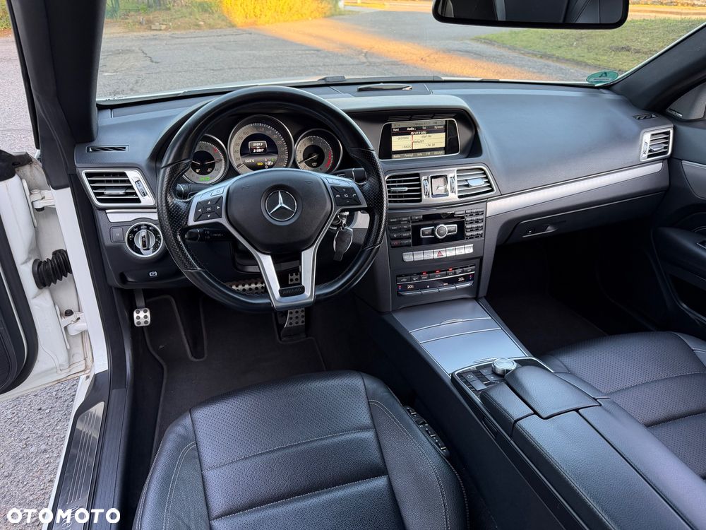 Mercedes-Benz Klasa E 250 7G-TRONIC - 15
