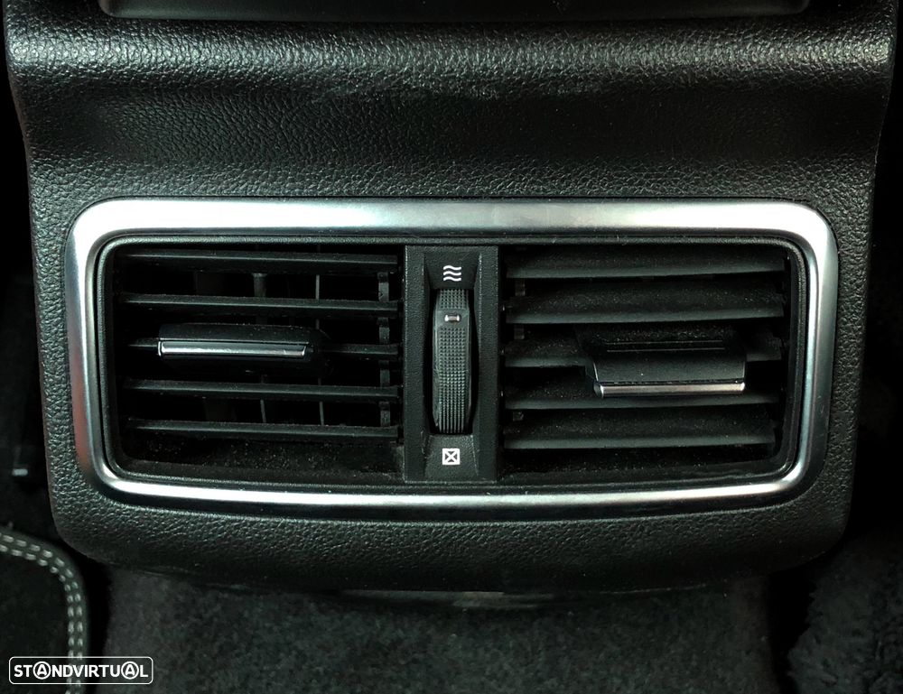 Renault Mégane 1.5 Blue dCi Bose Edition - 29