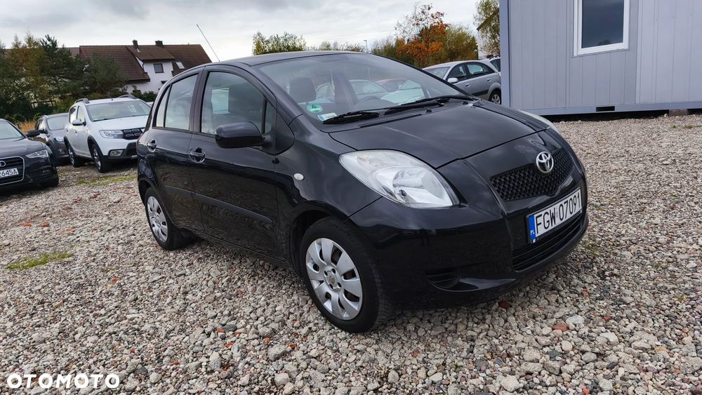 Toyota Yaris - 5