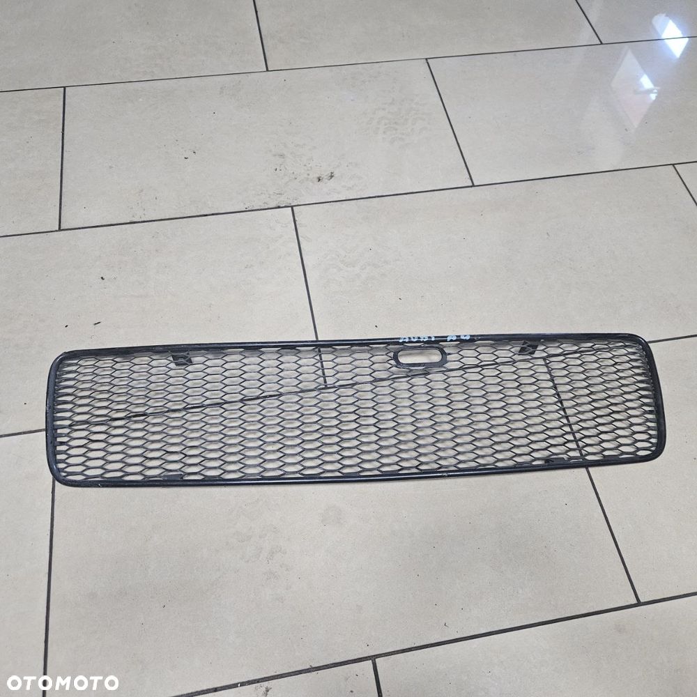 Grill atrapa  Audi A4 B5 - 1