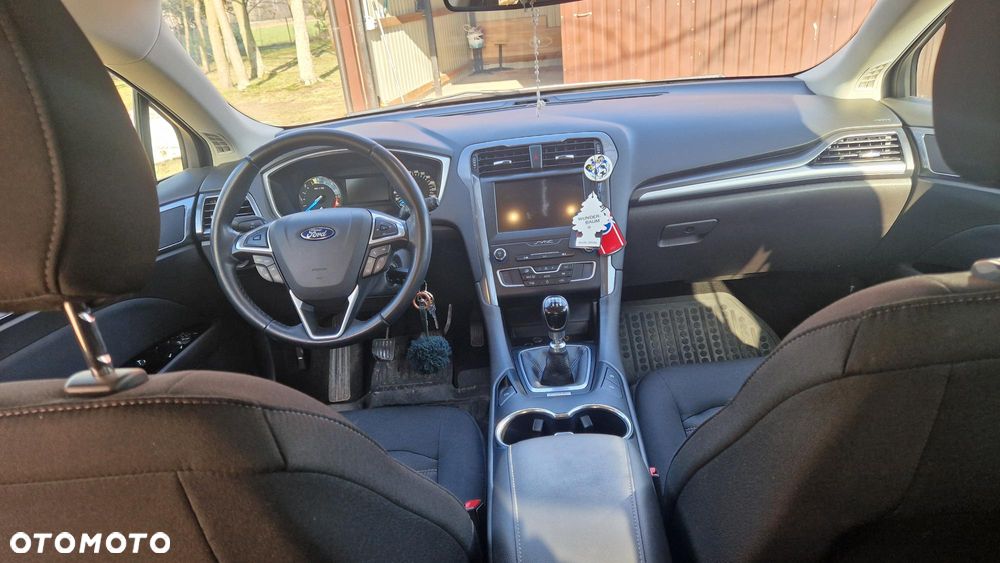 Ford Mondeo 2.0 TDCi Ambiente - 6