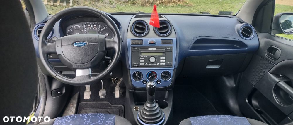 Ford Fiesta 1.3 - 11