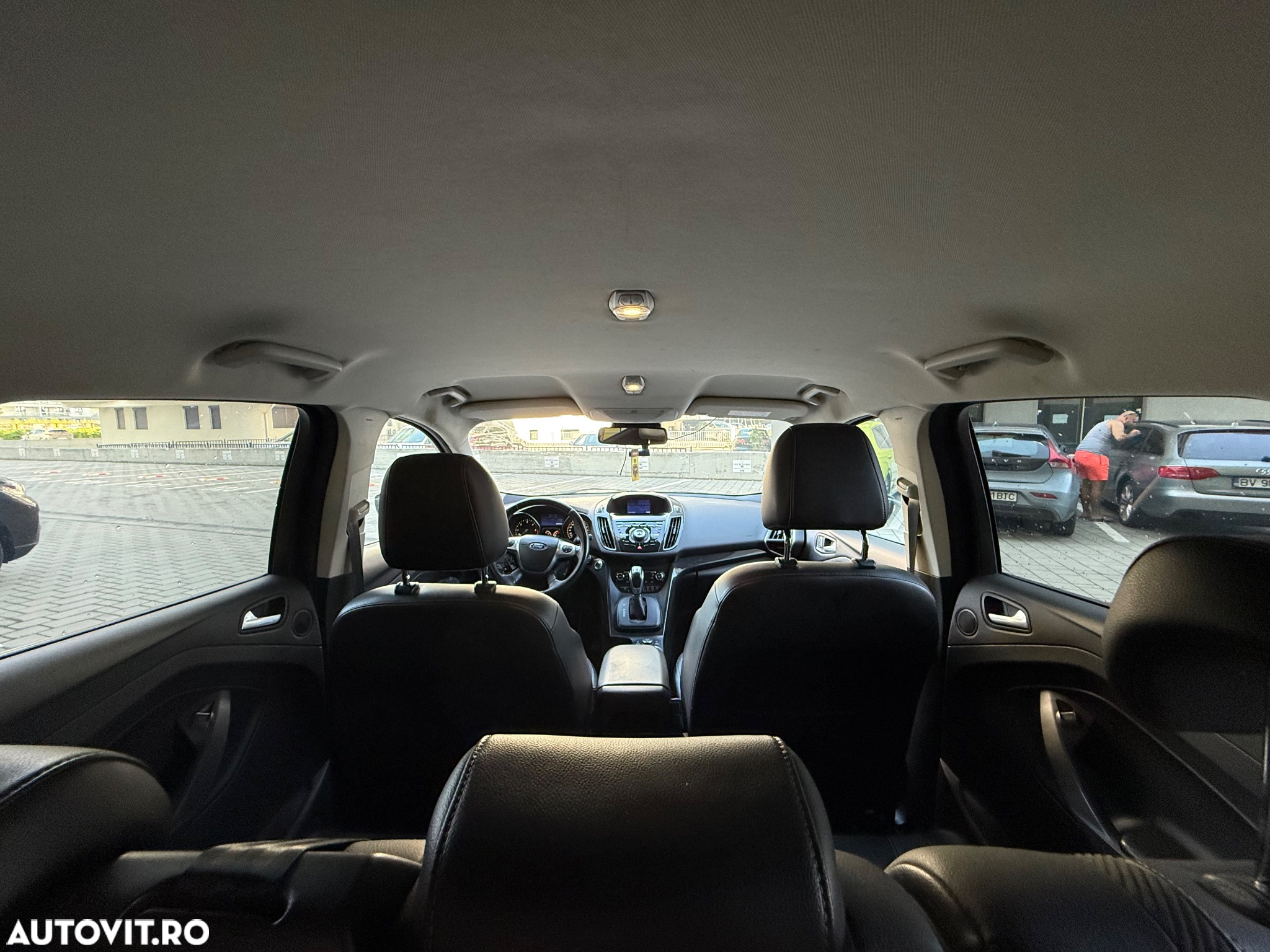 Ford Kuga 2.0 TDCi Powershift 4WD Titanium - 16