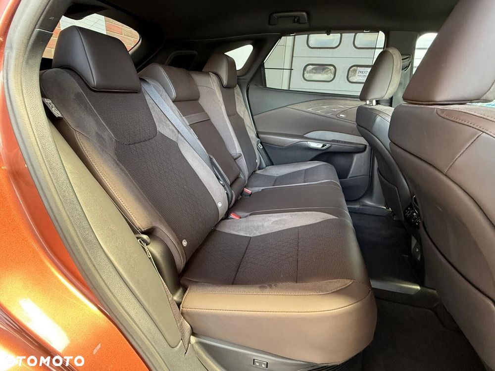 Lexus RX - 15