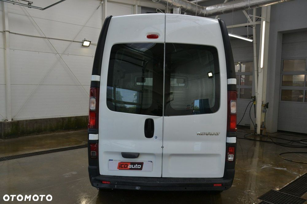 Renault Trafic - 6