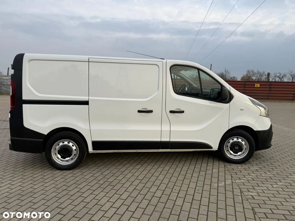 Renault TRAFIC - 12