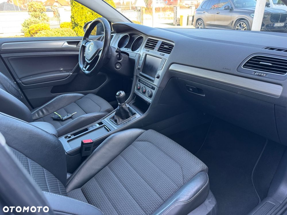 Volkswagen Golf 2.0 TDI BlueMotion Technology Lounge - 7