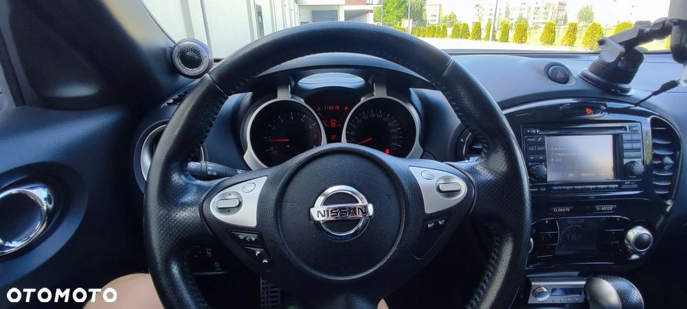 Nissan Juke 1.6 DIG-T ALL-MODE 4x4i Xtronic Tekna - 17