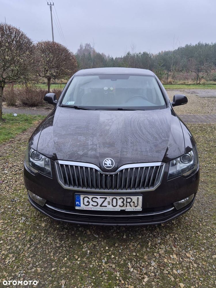 Skoda Superb 2.0 TDI Elegance - 2