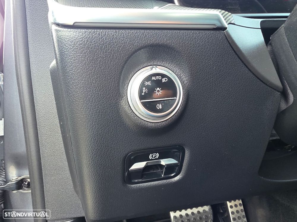 Mercedes-Benz C 300 d AMG Line - 19