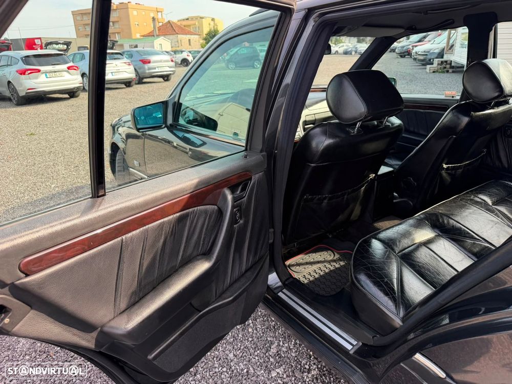 Mercedes-Benz C 250 - 16