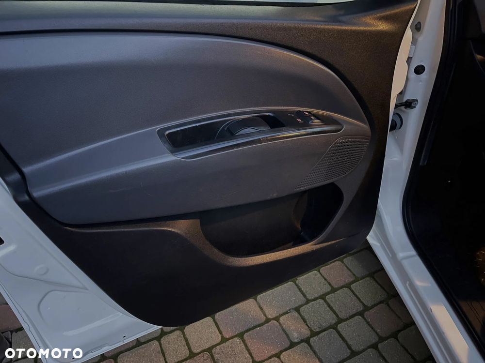 Fiat Doblo Przedłużony - 14