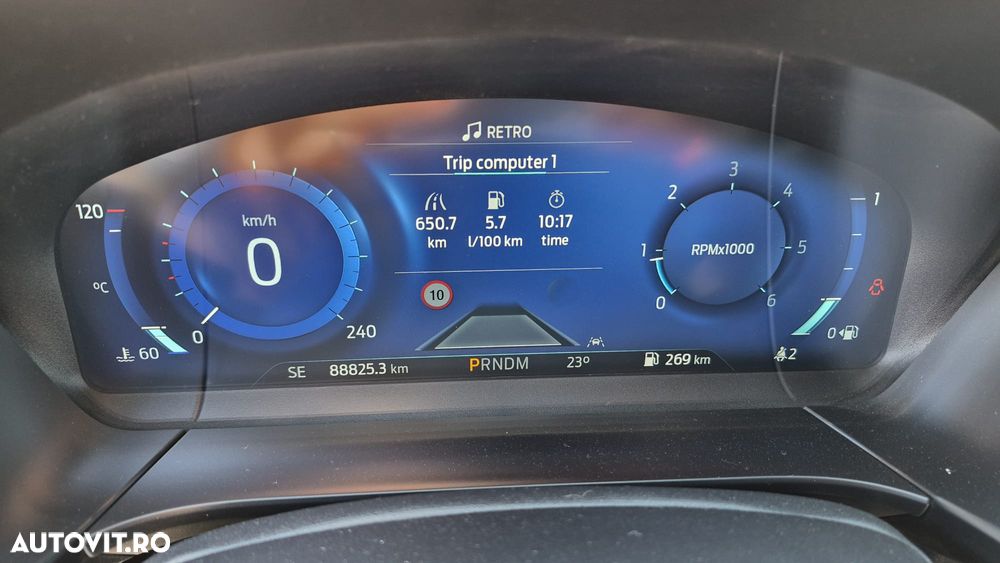 Ford Kuga 2.0 EcoBlue A8 AWD ST Line X - 4