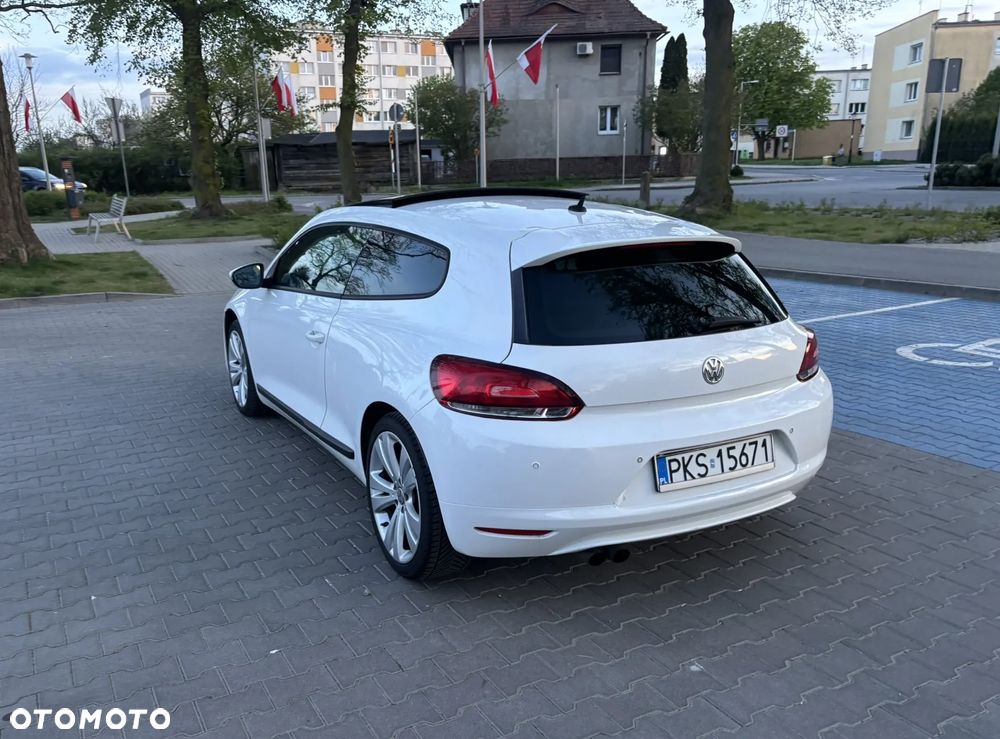 Volkswagen Scirocco 2.0 TDI - 10