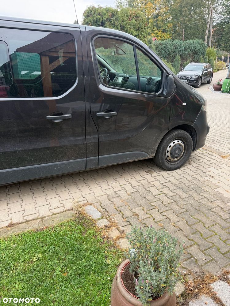 Opel Vivaro - 2