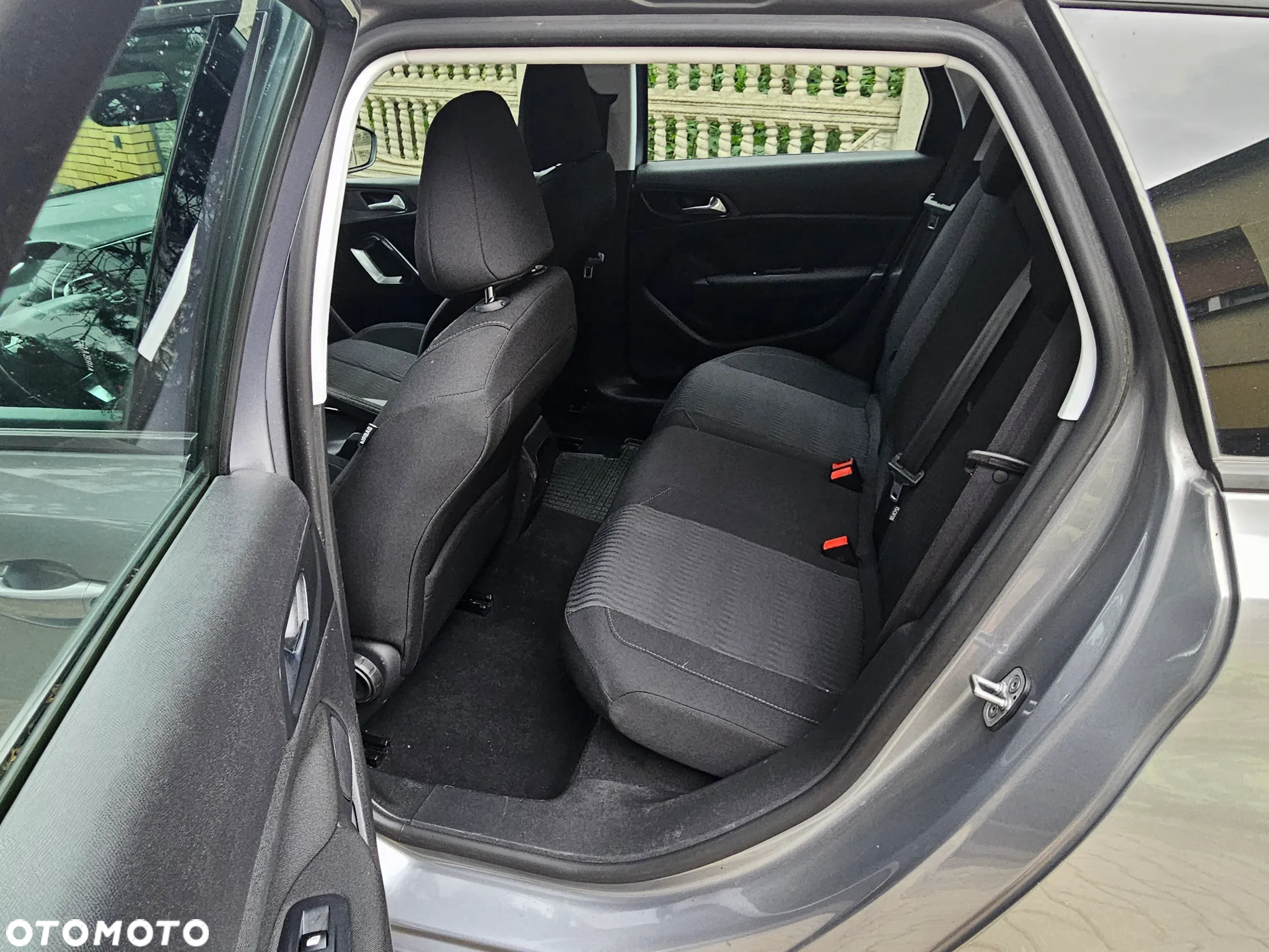 Peugeot 308 BlueHDi FAP 120 Stop & Start Allure - 17