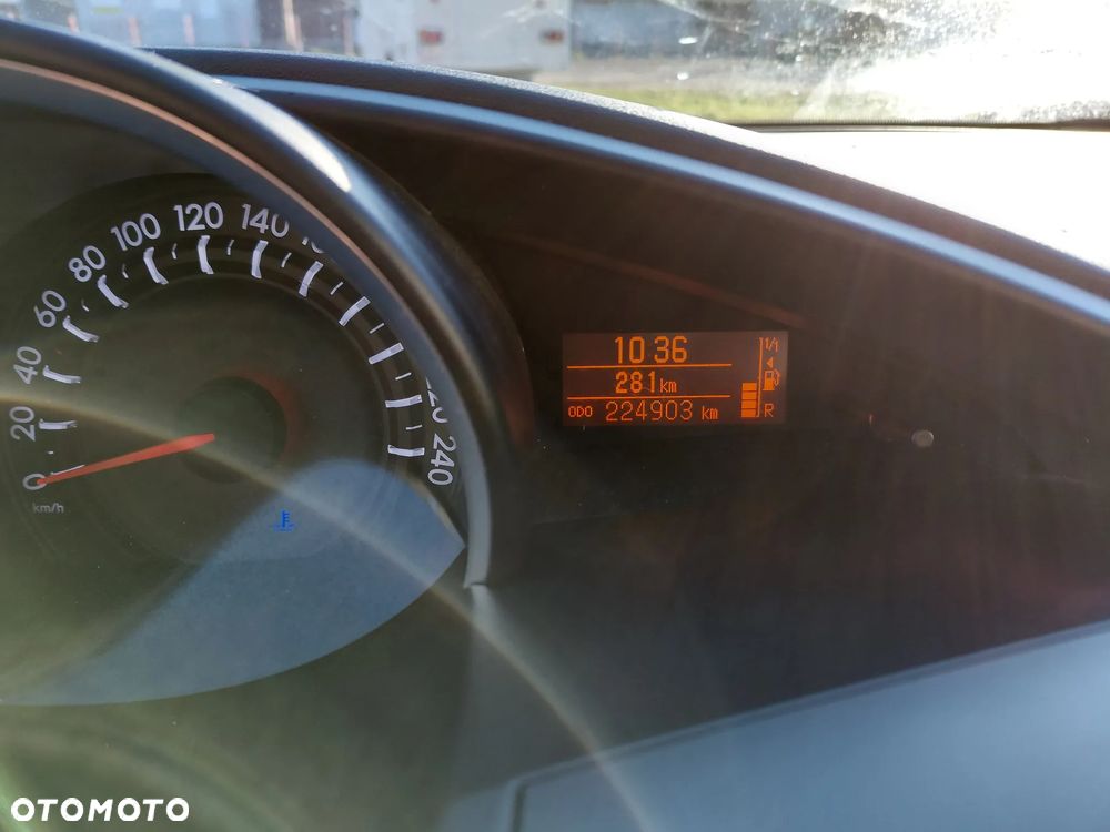 Toyota Verso 2.0 D-4D 7-Sitzer Executive - 14