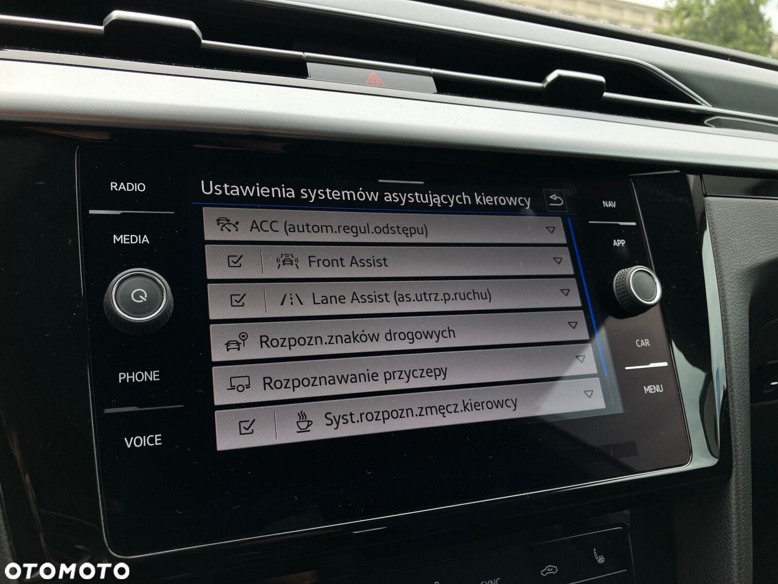 Volkswagen Arteon 2.0 TDI Elegance DSG - 25