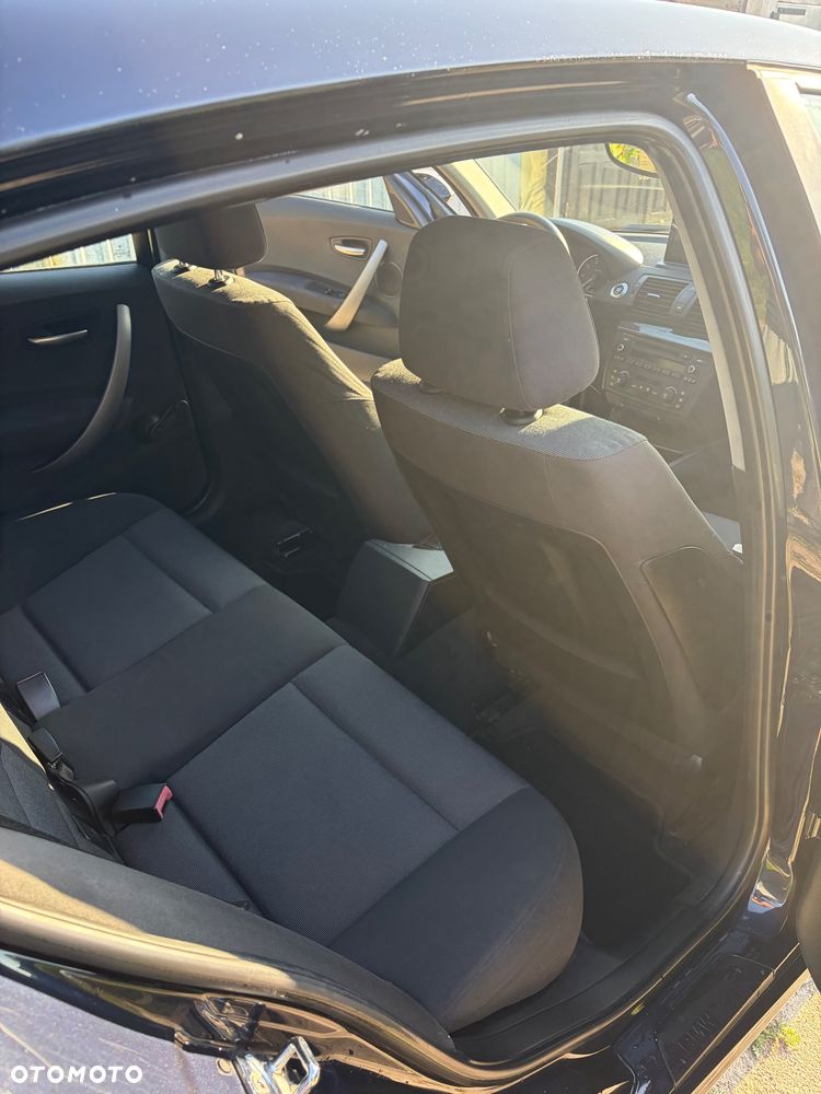 BMW Seria 1 118i - 17