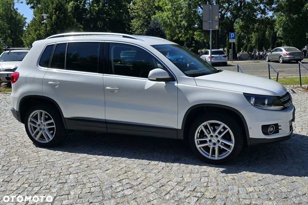 Volkswagen Tiguan 2.0 TDI 4Mot Sport&Style DSG - 30