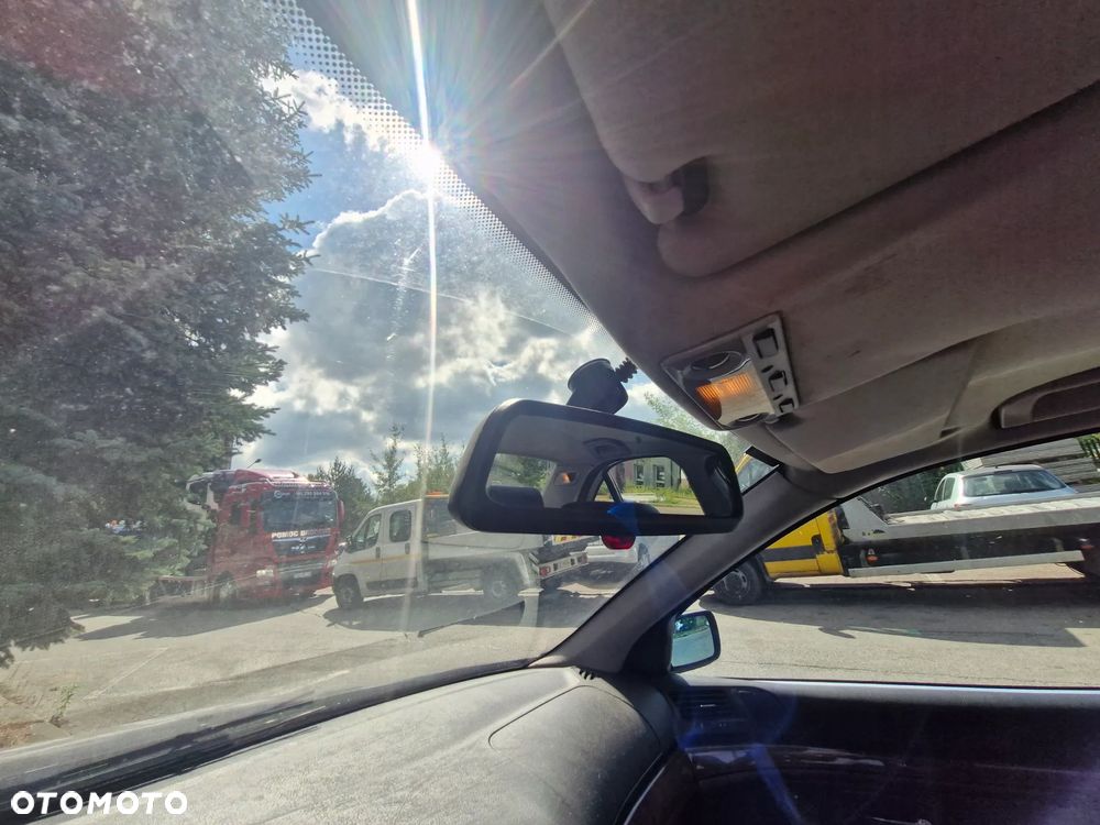 BMW E39- pojazd na części: maska, zderzak, drzwi, szyby, lusterka, chłodnica ... - 27