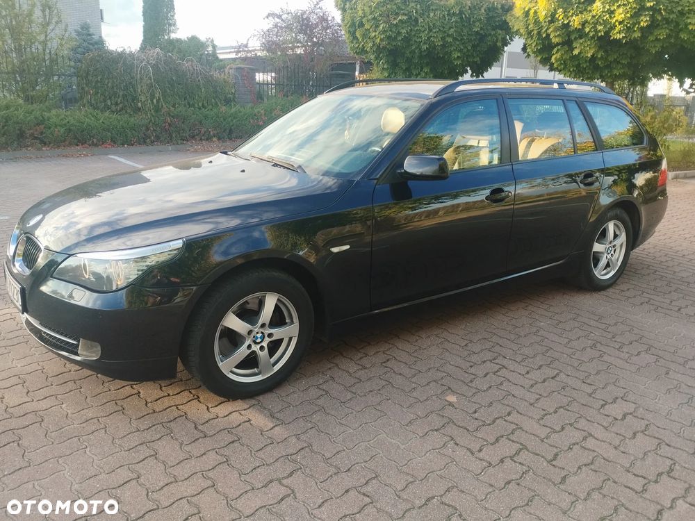 BMW Seria 5 520d Touring Edition Sport - 3