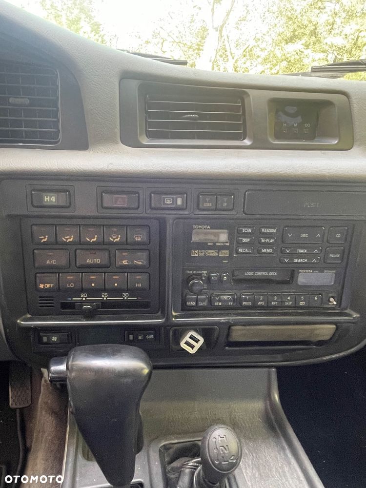 Toyota Land Cruiser FZJ80 - 20