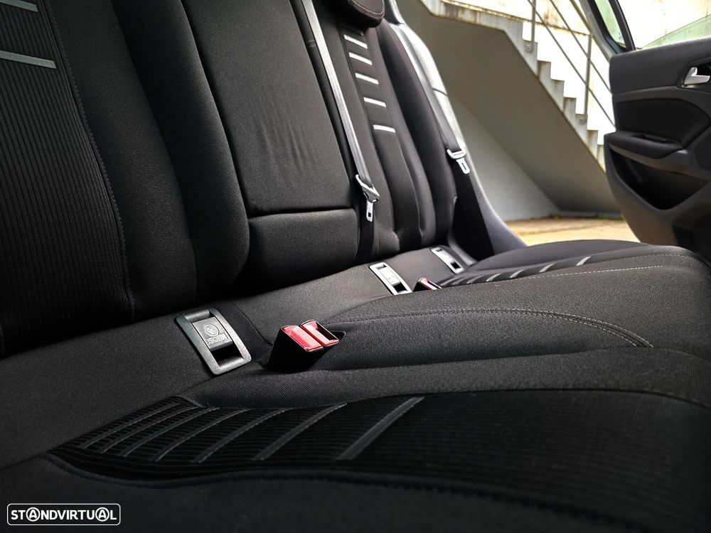 Peugeot 308 1.6 BlueHDi Allure J17 - 57