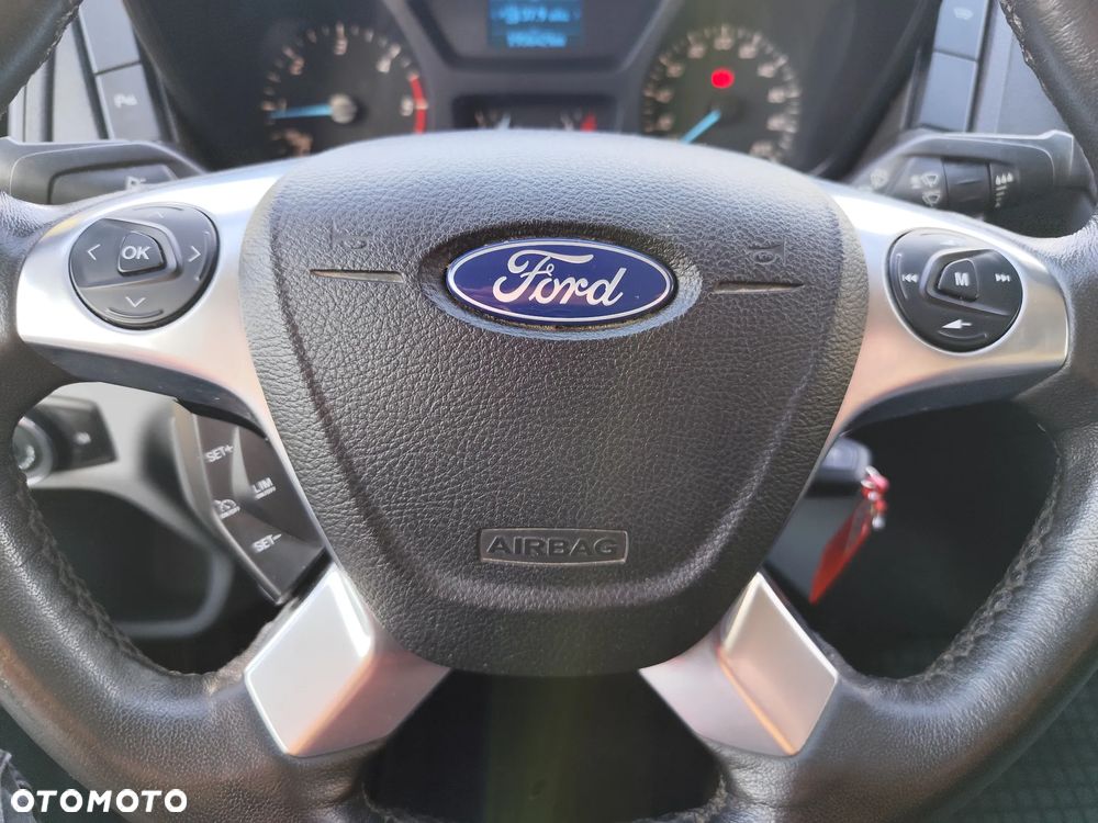 Ford Transit - 21