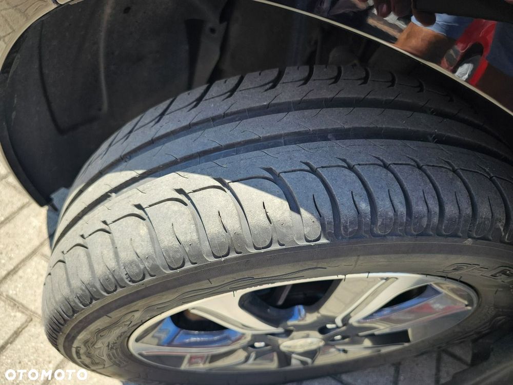 Hyundai ix20 1.4 BlueDrive Comfort - 35