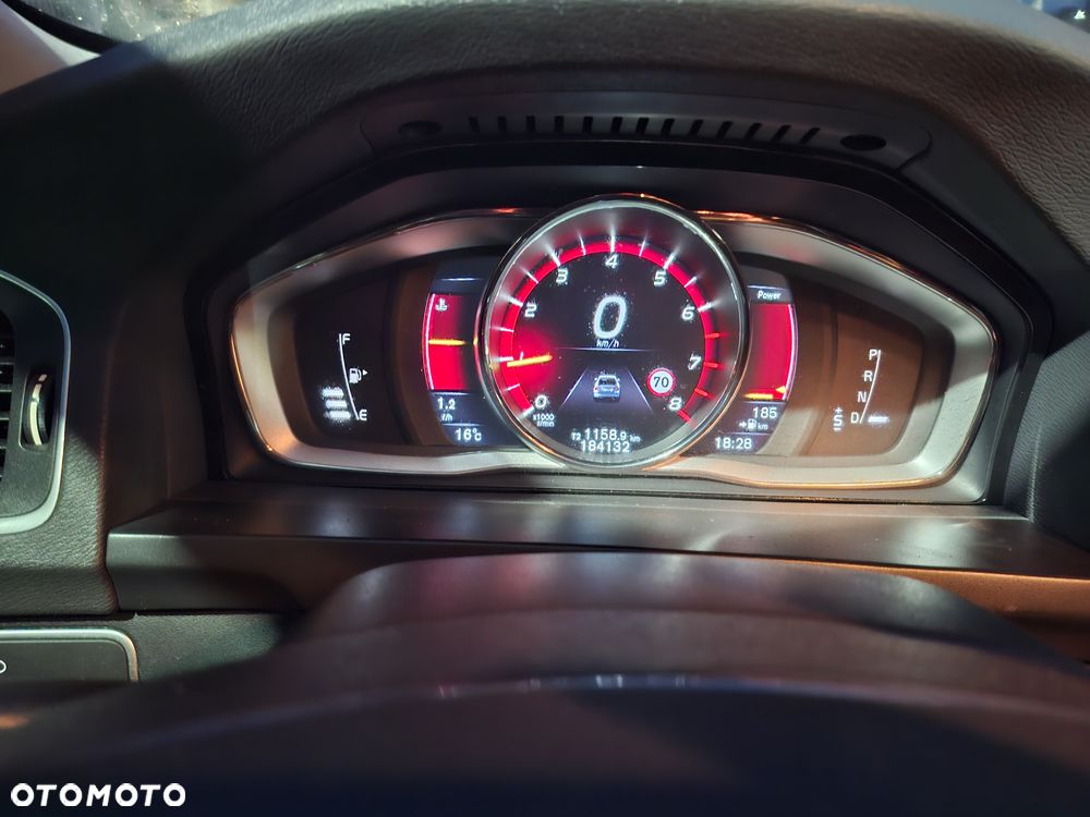Volvo S60 - 24
