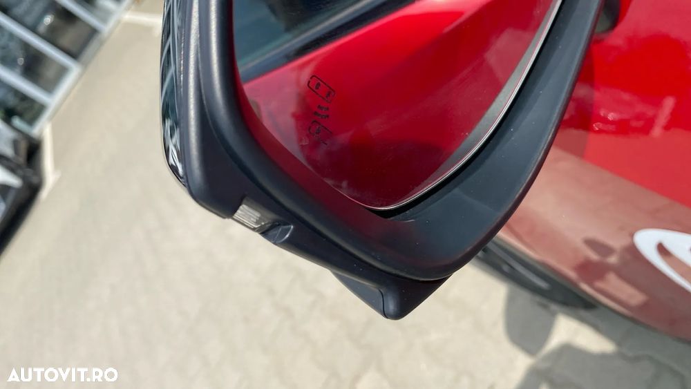 Toyota C-HR 1.8 HEV 140 CP 4x2 CVT Dynamic - 19