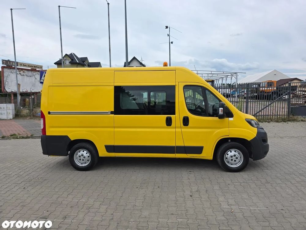 Peugeot Boxer Brygadówka (7-Osobowy) - 3