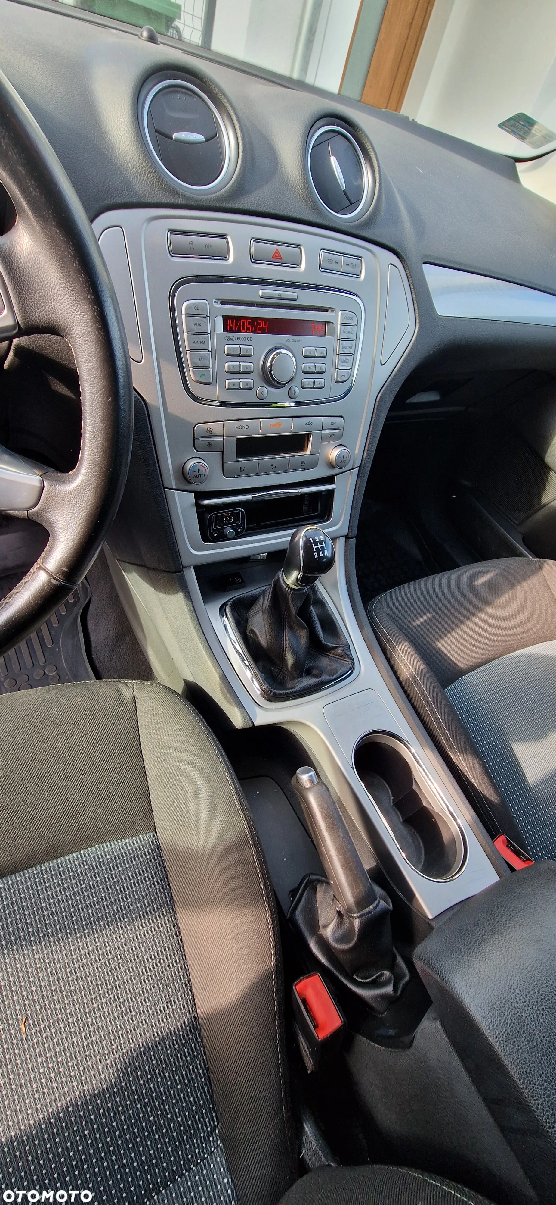 Ford Mondeo 1.6 Ambiente - 7