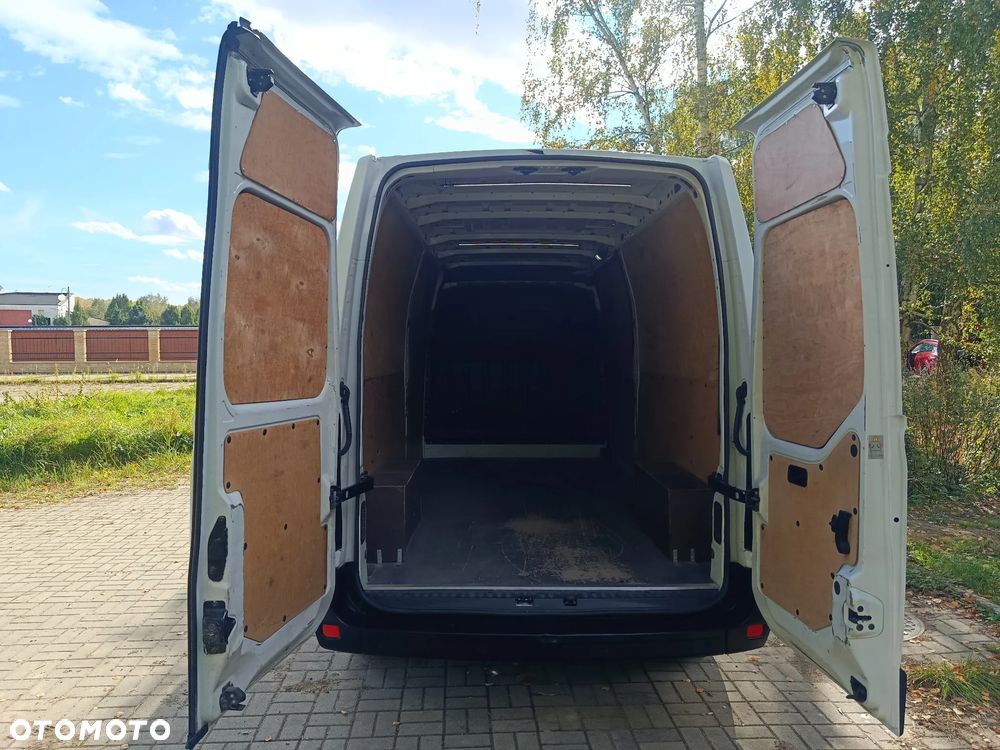 Renault Master - 32
