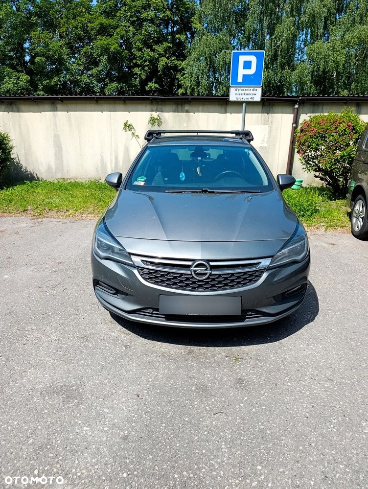 Opel Astra 1.6 CDTI Enjoy S&S - 1