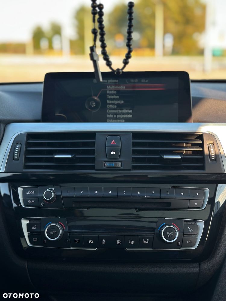 BMW Seria 3 330d Edition M Sport Shadow - 26