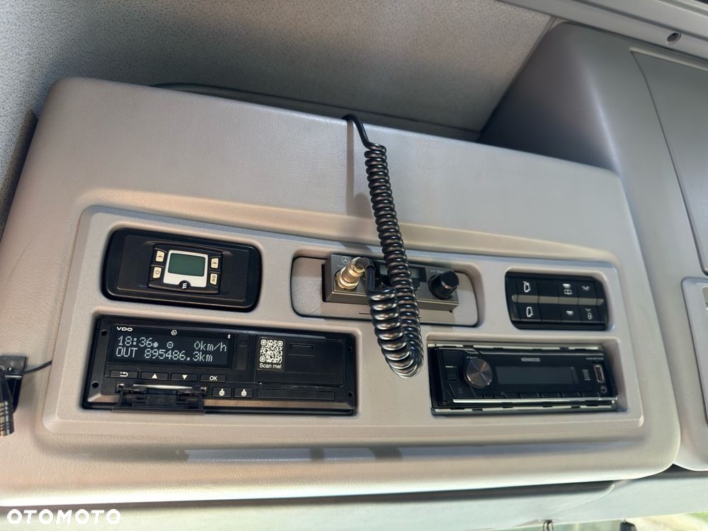 Mercedes-Benz Atego 1023 Autolaweta na dwa auta Pomoc Drogowa - 23